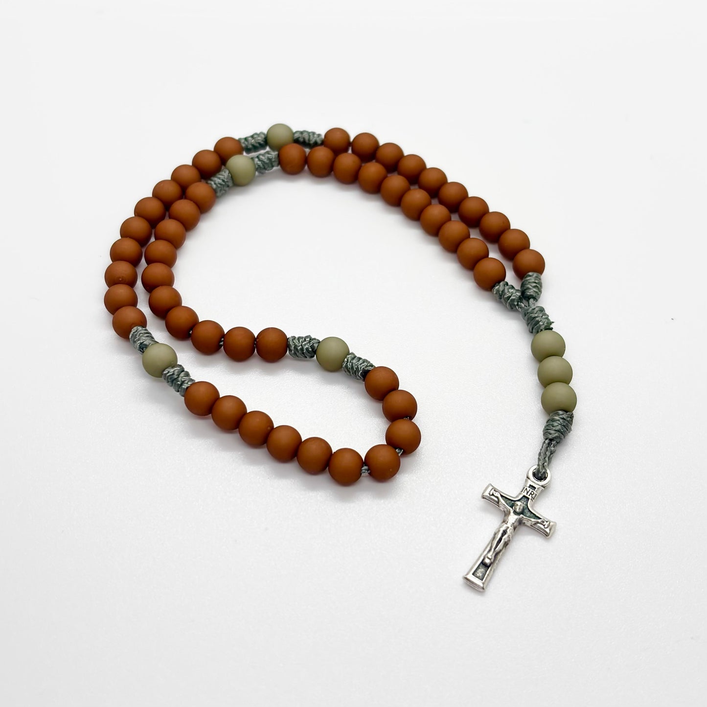 Rosario in corda - acrilico/zama  (varie colorazioni)