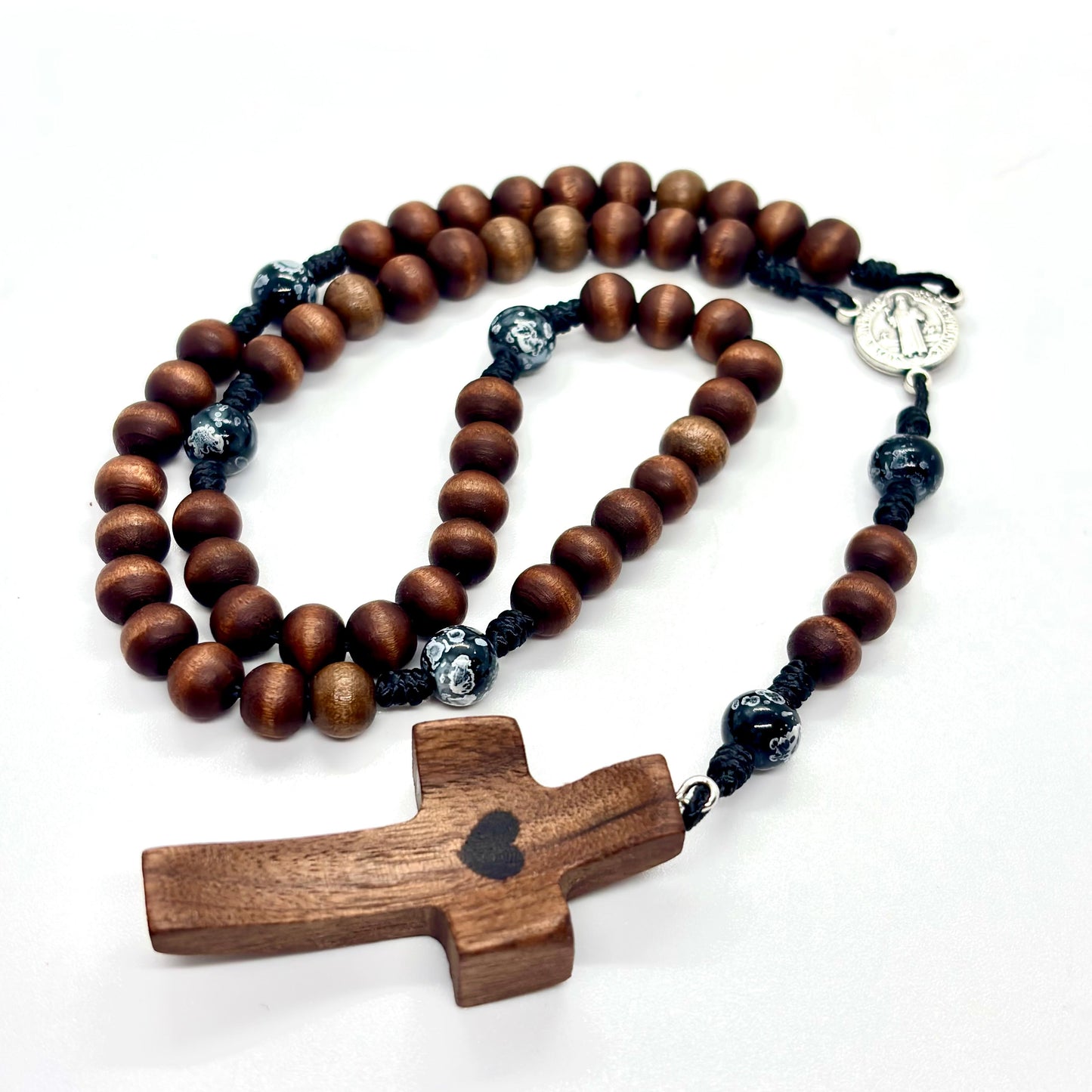 Rosario in San Benedetto in Legno scuro