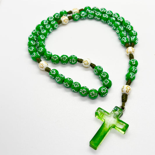 Rosario in corda - Croce in resina colorata