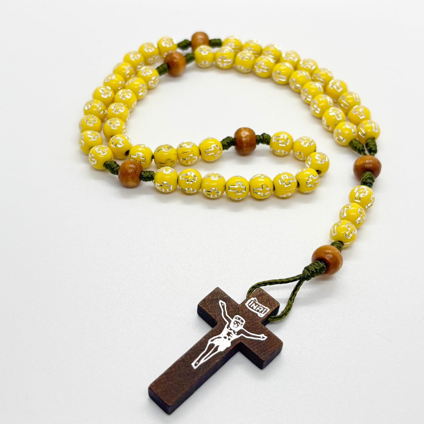 Rosario in corda e croce in legno